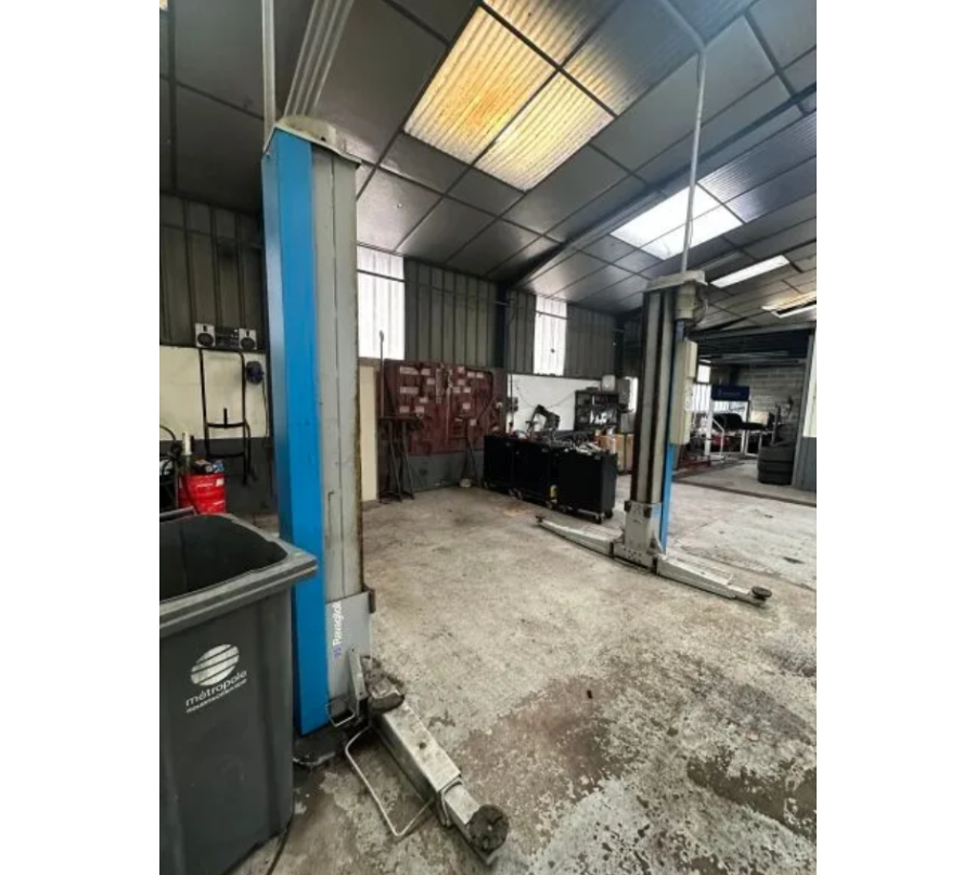 Pont hydraulique 2 colonnes capacité de levage 4200 kgs